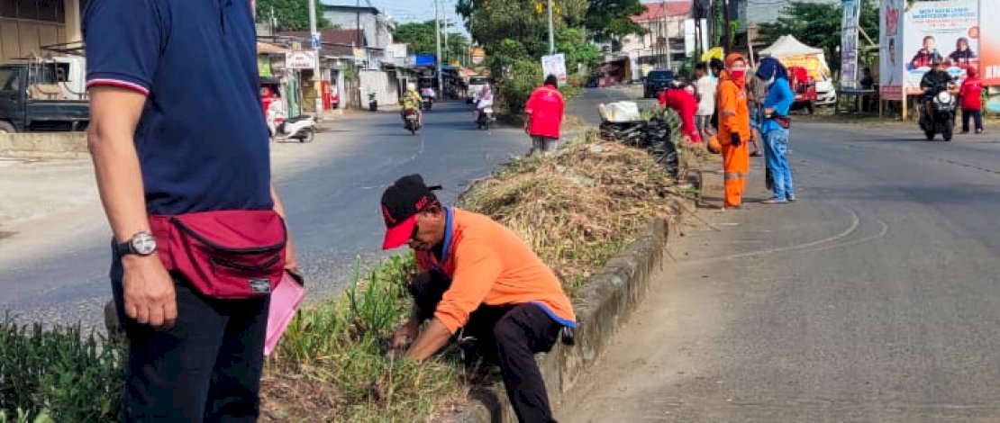 Camat Biringkanaya Instruksikan Pemeliharaan Intensif Taman Median dan Taman Patung Ayam