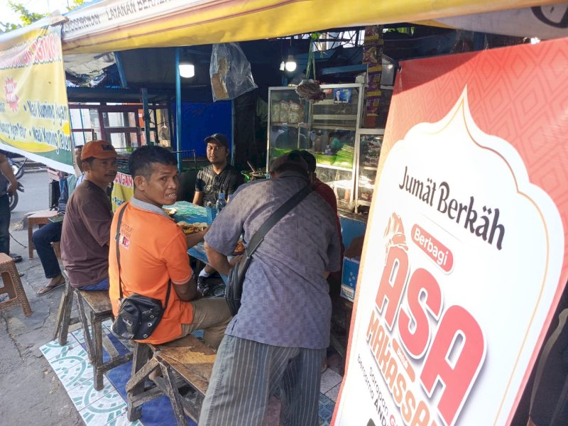Nasi Kuning Gratis Andi Seto Diserbu Warga Makassar, Bukti Kepedulian Sosial