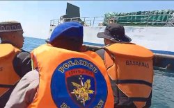 Pemuda Maros Depresi Lompat dari KM Permata Nusantara