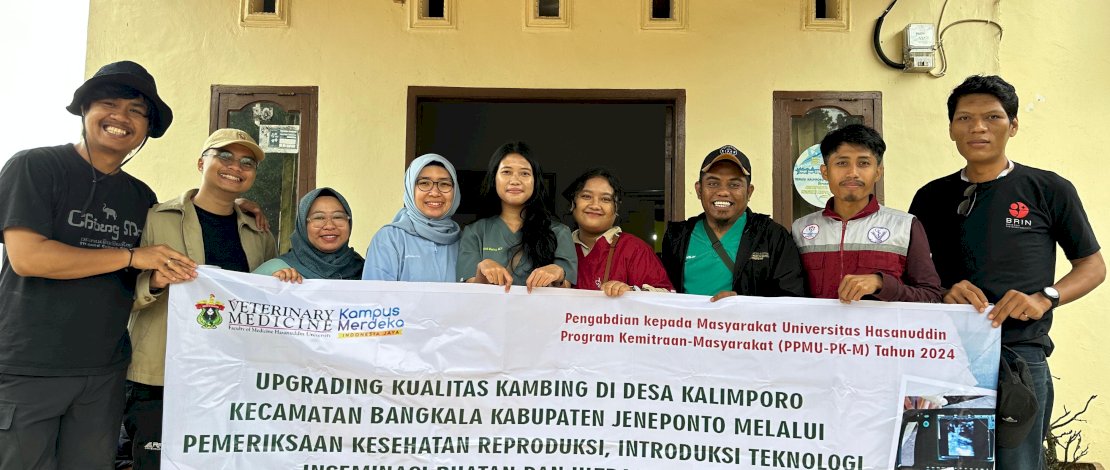 Unhas Gelar Penyuluhan Kesehatan Ternak di Bangkala 