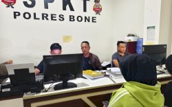 Karyawan Alfamart di Bone Jadi Korban Teror Bom Pemuda Tak Dikenal 