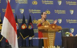 Rektor Unhas Bahas Pengembangan Poros Maritim Dukung IKN di Rakernis Barharkam