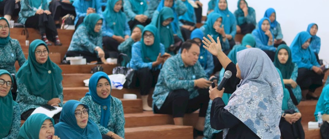 TP PKK Kota Makassar Dorong Remaja Cerdas dan Bijak Gunakan Internet