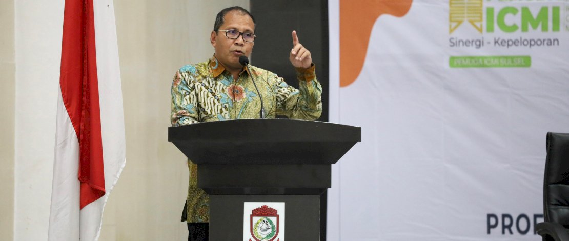 Wali Kota Makassar Moh Ramdhan Pomanto pada Kuliah Umum yang digelar ICMI Sulsel di Baruga Anging Mammiri Rujab Wali Kota, Rabu, 12 Juni 2024. Wali Kota Makassar Moh Ramdhan Pomanto pada Kuliah Umum yang digelar ICMI Sulsel di Baruga Anging Mammiri Rujab Wali Kota, Rabu, 12 Juni 2024.