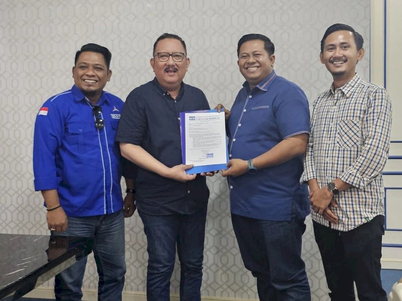 Partai Demokrat Resmi Serahkan Surat Tugas ke Chaidir-Suhartina: Maros Menginginkan Periode Kedua