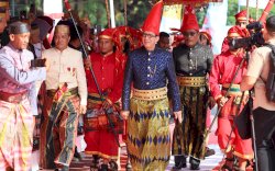 Resmikan Kantor Baru Kemenkumham Sulsel, Yassona dapat Gelar Adat dari Raja Gowa