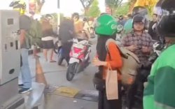 Viral Penumpukan di Gerbang Masuk Bandara Hasanuddin, GM Angkasa Pura Sebut Akibat Penerapan Non Tunai
