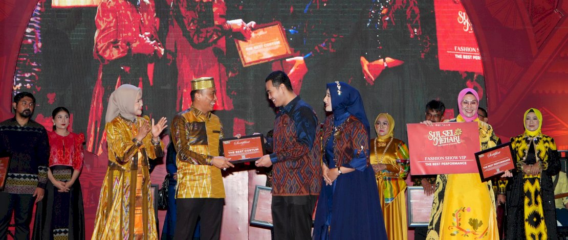 Penjabat Gubernur Sulawesi Selatan, Prof Zudan Arif Fakrulloh, secara resmi menutup Festival Sulsel Menari, pada Sabtu malam, 15 Juni 2024, di Center Point of Indonesia (CPI). 