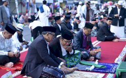 Salat di Rajawali, IAS Sampaikan Pesan Idul Adha: Lupakan Masa Lalu