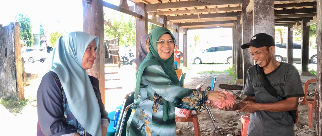 Ketua Tim Penggerak PKK Kabupaten Takalar beserta pengurus telah melaksanakan  acara kurban di halaman Kantor TP PKK Takalar, Selasa, 18 Juni 2024.