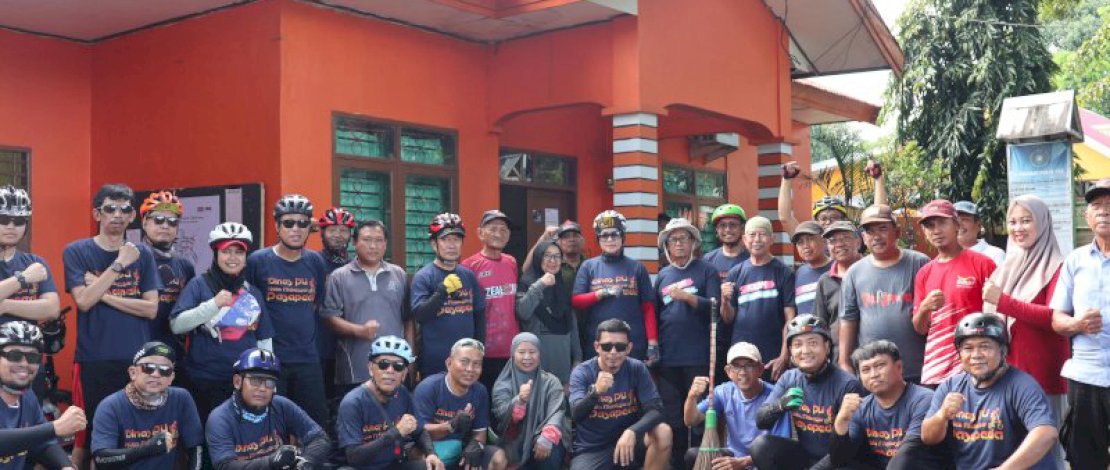 Kadis PU Makassar Gowes Pagi dan Gelar Sabtu Bersih di Kelurahan Manggala