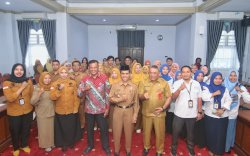 Humas Pemkab Selayar Optimalkan Layanan Publik melalui Monev dan Pengukuhan Tim Simpul SP4N Lapor