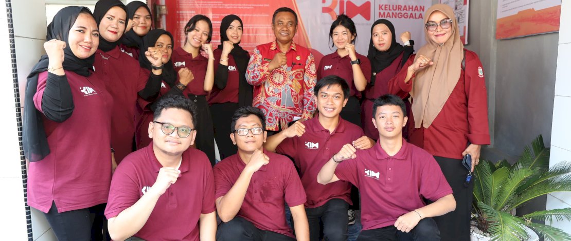 Komunitas Informasi Masyarakat (KIM) Kelurahan Manggala menerima kunjungan dari tim verifikasi Lomba Kelurahan Terpadu Tingkat Sulawesi Selatan (Sulsel) Tahun 2024 di Sekretariat KIM yang terletak di Jalan Bitoa I, Rabu, 26 Juni 2024.