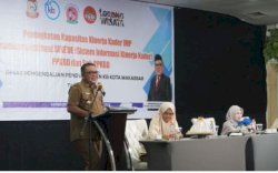 Plt. Kadis PPKB Kota Makassar Buka Pelatihan Aplikasi Sikede untuk Tingkatkan Kinerja Kader