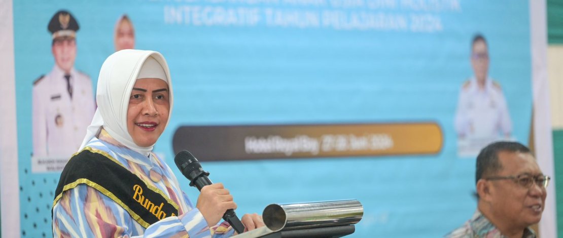 Bunda PAUD Kota Makassar Indira Yusuf Ismail menghadiri sekaligus membuka Forum Group Discussion (FGD) Pengembangan Anak Usia Dini Holistik Integratif Tahun Pelajaran 2024, di Hotel Royal Bay, Kamis, 27 Juni 2024. Bunda PAUD Kota Makassar Indira Yusuf Ismail menghadiri sekaligus membuka Forum Group Discussion (FGD) Pengembangan Anak Usia Dini Holistik Integratif Tahun Pelajaran 2024, di Hotel Royal Bay, Kamis, 27 Juni 2024.