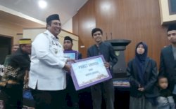 Bupati Maros Tepati Janji Beri Hadiah Umrah Peraih Emas di MTQ