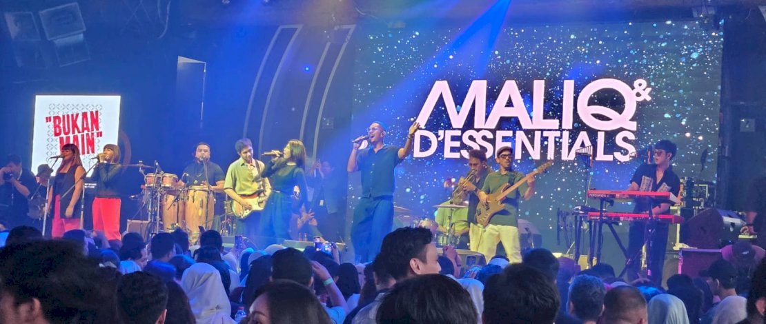 Lompat Bareng Maliq & D’Essentials di Anniversary HUT ke-18 Claro Makassar