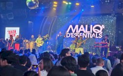 Lompat Bareng Maliq & D’Essentials di Anniversary HUT ke-18 Claro Makassar