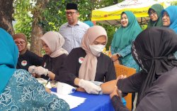 TP PKK Kelurahan Rappocini Gelar Sunatan Massal Hingga Pemeriksaan Kesehatan Gratis