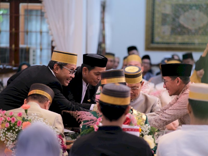 Danny Pomanto - Sandiaga Uno Jadi Saksi Nikah Anak Politisi Amir Uskara dan Andi Yusran Paris