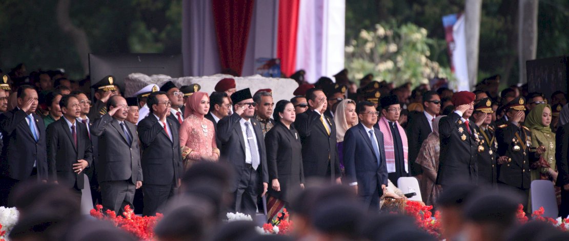 Ketua DPR RI Puan Maharani menghadiri upacara dan syukuran Hari Jadi ke-78 Kepolisian Negara Republik Indonesia (Polri). Ketua DPR RI Puan Maharani menghadiri upacara dan syukuran Hari Jadi ke-78 Kepolisian Negara Republik Indonesia (Polri).