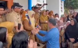 Bertarung di Pilkada Dampingi Ibas, Pelepasan Status ASN Puspawati Husler Diiringi Isak Tangis Para Pegawai Pemkab Lutim