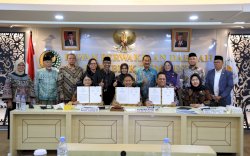 Bahas RUU POM, Komite III DPD RI Raker Bersama Menkes dan BPOM 