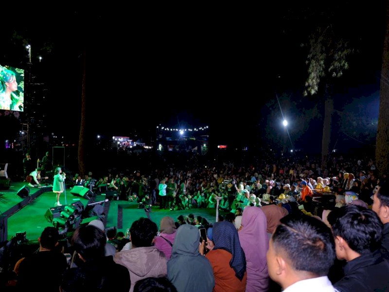 Idgitaf-Govinda Hibur Pengunjung Event Beautiful Malino 2024