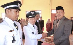Bupati Basli Ali Serukan Pilkada Damai pada Pengukuhan Masa Jabatan Kades di Taka Bonerate