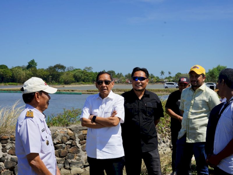 Telah Dinikmati Masyarakat, Hamka B Kady Resmikan Program PISEW Dua Desa di Takalar