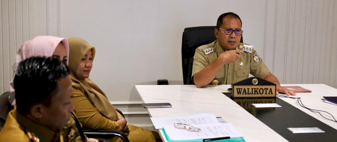 Wali Kota Makassar Moh Ramdhan Pomanto mendapat kesempatan diwawancarai Tim Penyusun Panduan Pembangunan Daerah Prabowo-Gibran, yang berlangsung secara virtual di Kantor Balai Kota Makassar, Senin, 22 Juli 2024.