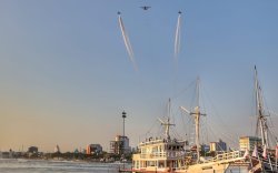 Pesawat Boeing 737-200 milik Skadron Udara 5 Lanud Sultan Hasanuddin Hibur Pengunjung F8 Makassar 