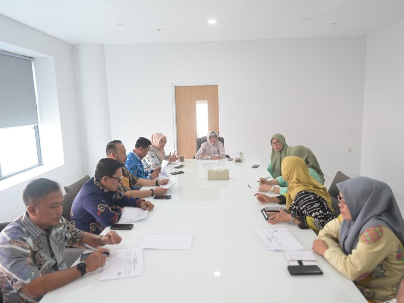 Jelang Penilaian SMEP Tingkat Provinsi, Indira Yusuf Ismail Matangkan Persiapan Bersama Kepala OPD 