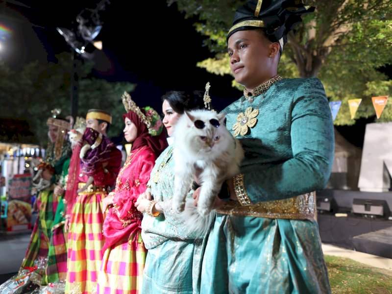 Fashion Show Kucing Meriahkan Zona 5 F8
