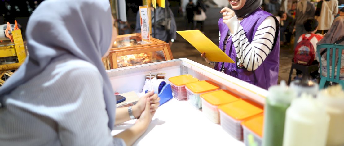 Bagi penggemar wisata kuliner, dapat mengunjungi zona 5 Event Makassar Internasional Eight Festival and Forum (F8). Bagi penggemar wisata kuliner, dapat mengunjungi zona 5 Event Makassar Internasional Eight Festival and Forum (F8).