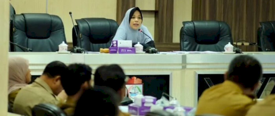 Yeni Rahman Pimpin Pembahasan Ranperda Insentif Investasi di Makassar Yeni Rahman Pimpin Pembahasan Ranperda Insentif Investasi di Makassar