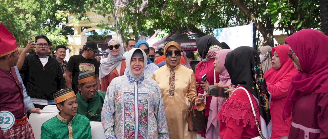 Indira Yusuf Ismail Ajak Masyarakat Lestarikan Budaya Lokal Melalui Festival Kelong Anak Lorong