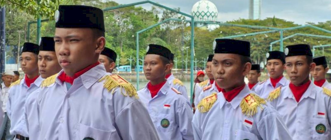 Ribuan Siswa Meriahkan Lomba Gerak Jalan di Maros untuk HUT Ke-79 RI Ribuan Siswa Meriahkan Lomba Gerak Jalan di Maros untuk HUT Ke-79 RI
