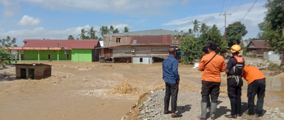 Banjir di Sidrap Rendam 1.104 Rumah, Longsor 12 Titik, 14 Jiwa Mengungsi 