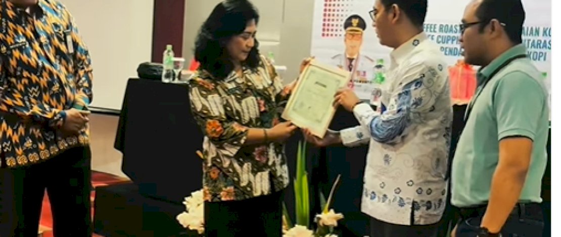 Dinas Ketenagakerjaan Kota Makassar Gelar Sertifikasi Kompetensi Profesi Barista