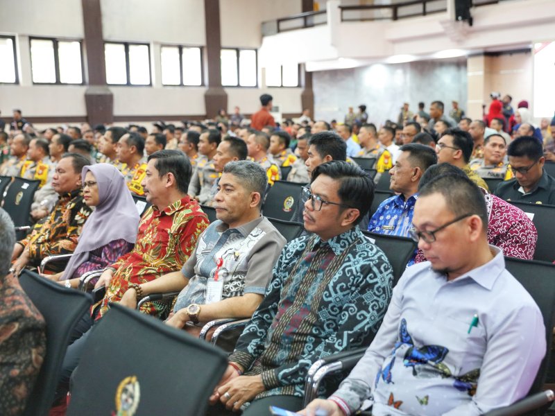 Hadiri Rakor Deteksi Dini Potensi ATHG Pilkada Serentak, Pj Sekda Firman Pagarra Harap Netralitas Wujudkan Situasi Aman dan Damai
