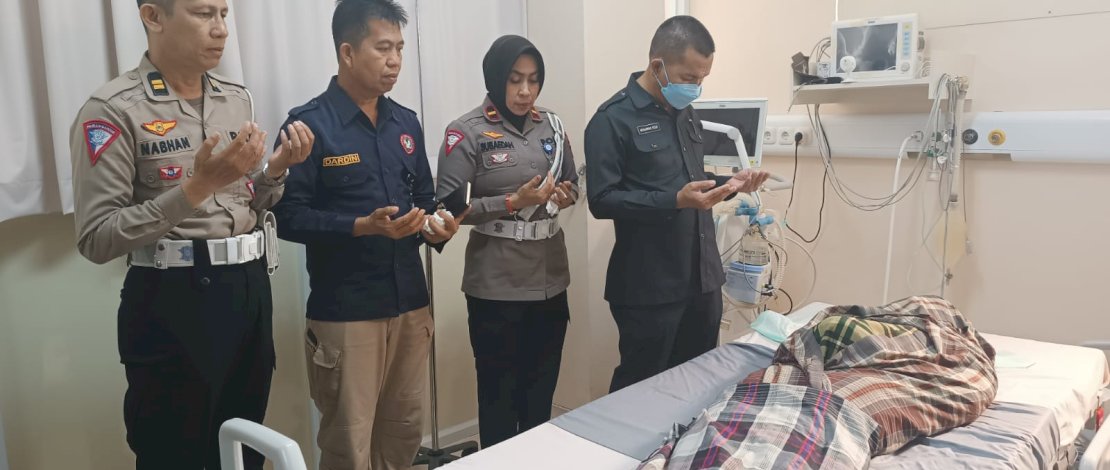 Jenazah Aipda Sunandar saat di RS Bhayangkara Makassar. (IST)