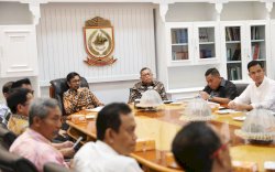 PJ Sekda Paparkan 100 Inovasi Kota Makassar di Hadapan Pj Wali Kota Palembang 