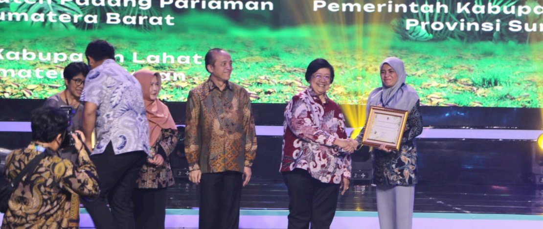 Pemkab Maros dan Desa Benteng Gajah Raih Penghargaan Proklim dari KLHK