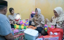 Ketua TP PKK Kota Makassar Beri Dukungan Kepada Keluarga Bayi Korban Kekerasan