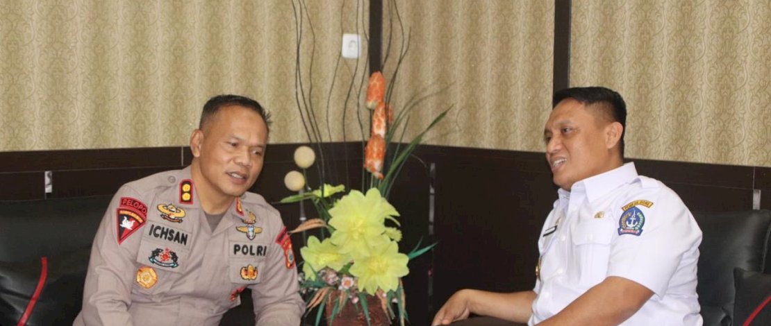 Pj Bupati Bone Andi Winarno Eka Putra bertandang ke Mako Batalyon C Pelopor Satbrimob Polda Sulsel, Rabu, 14 Agustus 2024.