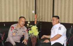 Sambangi Mako Yon C Pelopor, Pj Bupati Andi Winarno Ajak Brimob Bone Sukseskan Pilkada 2024