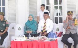 Takalar Meriahkan HUT Kemerdekaan dengan Karnaval dan Gerak Jalan Indah