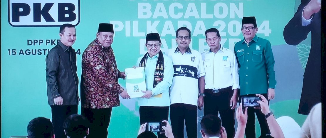 PKB Serahkan Rekomendasi untuk Pasangan Ahmad Jaya Baramuli-Abdillah Natsir di Pilkada Pinrang 2024