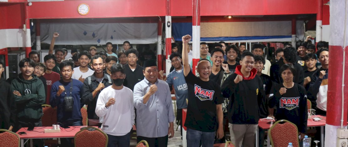 Turnamen E-sport bertajuk NAM Open Turnament E-sport Mobile Legend, di Warkop Merah Putih Benteng, Minggu, 18 Agustus 2024.
Turnamen E-sport bertajuk NAM Open Turnament E-sport Mobile Legend, di Warkop Merah Putih Benteng, Minggu, 18 Agustus 2024.